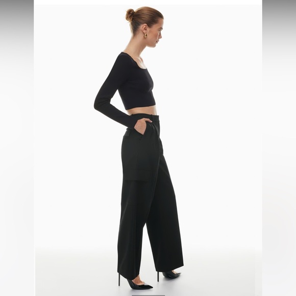 NWOT Aritzia Babaton Large Black Square Neck Sculpt Knit Cropped Longsleeve - Picture 3 of 10